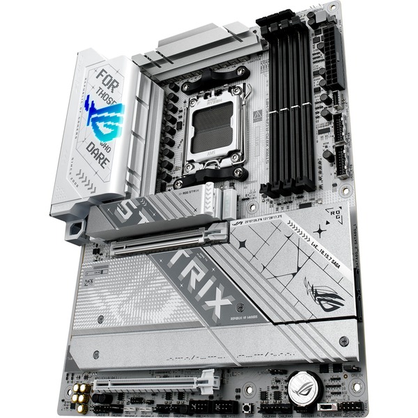Foto 5 van ASUS ROG STRIX X870-A GAMING WIFI socket AM5 moederbord