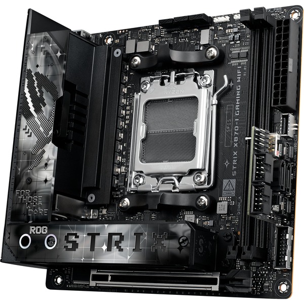 Foto 5 van ASUS ROG STRIX X870-I GAMING WIFI socket AM5 moederbord