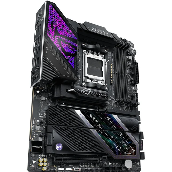 Foto 5 van ASUS ROG STRIX X870E-E GAMING WIFI7 NEO socket AM5 moederbord