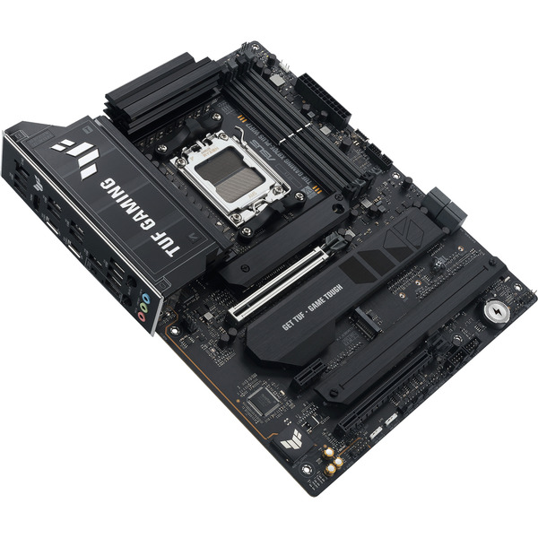Foto 5 van ASUS TUF Gaming X870E-PLUS WIFI7 socket AM5 moederbord
