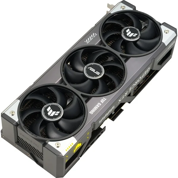 Foto 4 van ASUSTUF Gaming GeForce RTX 5080 OC 16GB grafische kaart