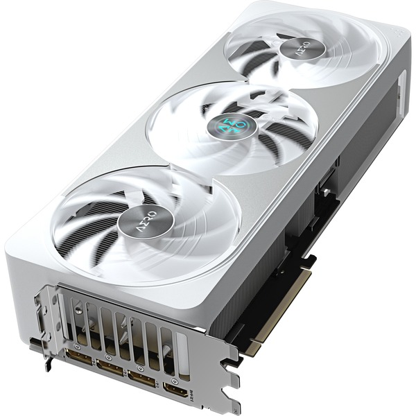Foto 4 van GIGABYTE GeForce RTX 5070 Ti AERO OC 16G grafische kaart