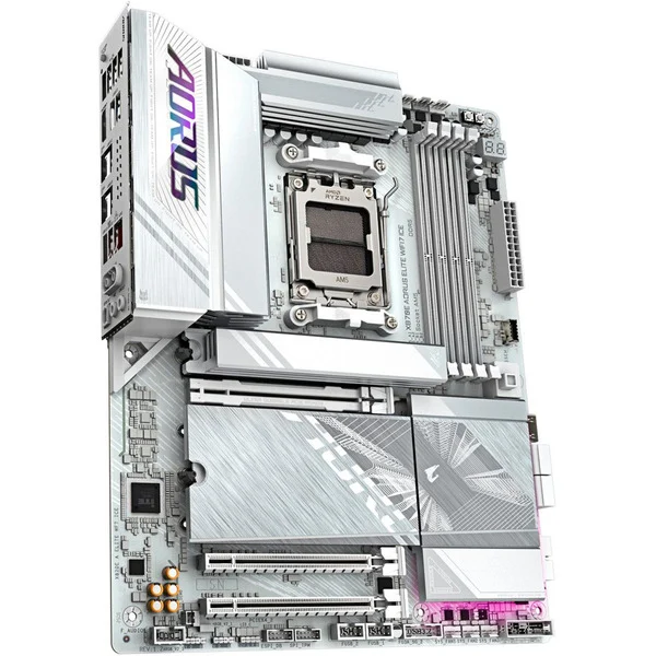 Foto 3 van GIGABYTE X870E AORUS ELITE WIFI7 ICE socket AM5 moederbord