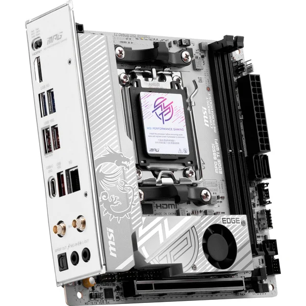 Foto 3 van MSI MPG B850I EDGE TI WIFI socket AM5 moederbord